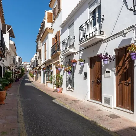 Holiday home Adorable Maison 2 Dans La Vieille D'estepona *